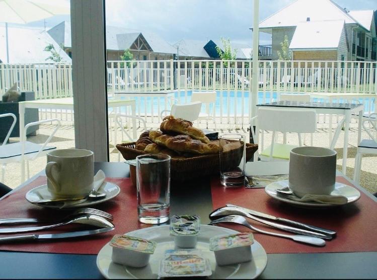 Studio Piscine Honfleur Deauville เอคโมวิลล์ ภายนอก รูปภาพ